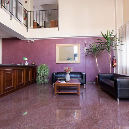 Hotel Fidenza Ngoại thất bức ảnh