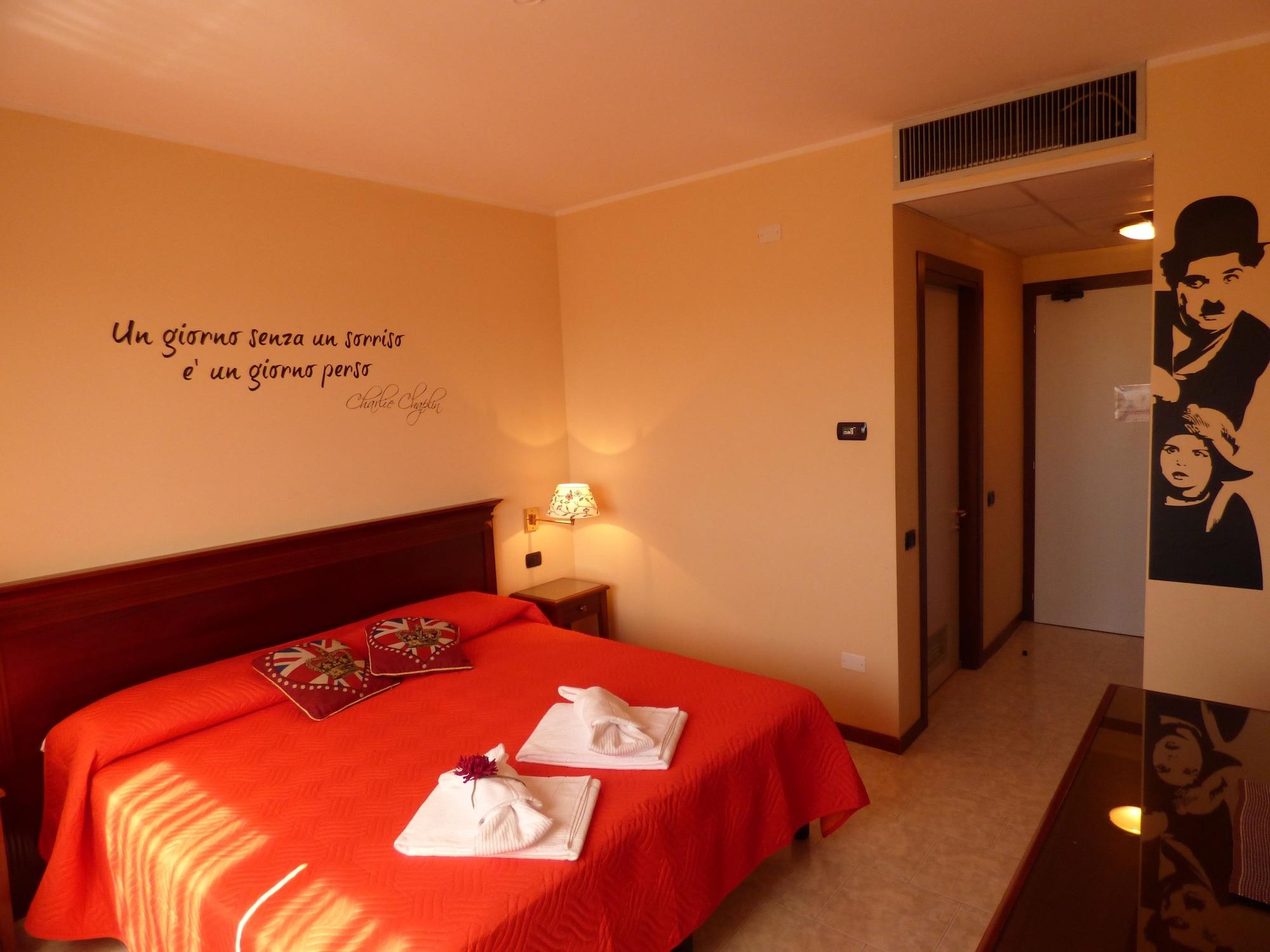 Hotel Fidenza Ngoại thất bức ảnh