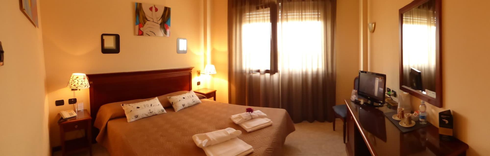 Hotel Fidenza Ngoại thất bức ảnh