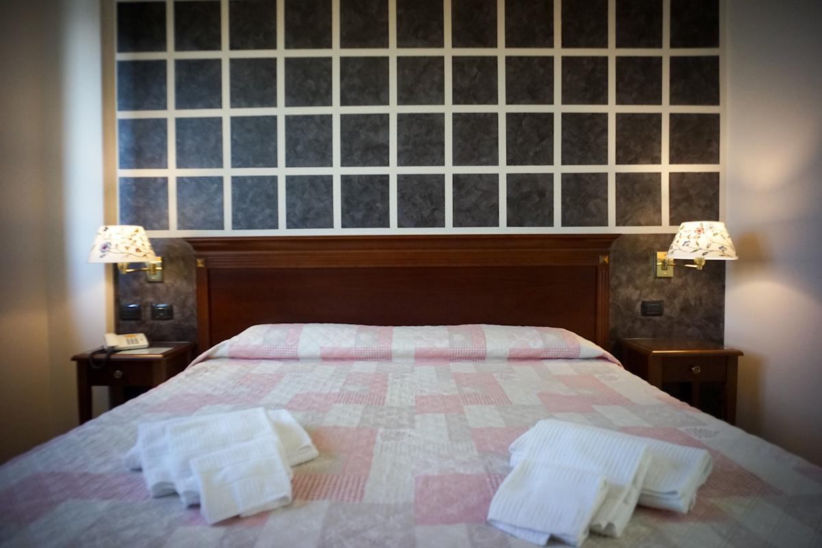 Hotel Fidenza Ngoại thất bức ảnh